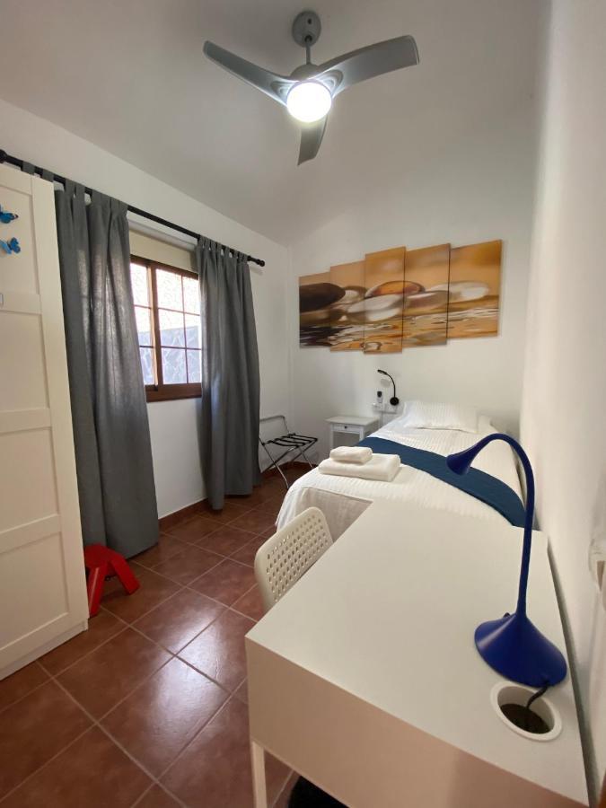 Casa El Descanso Azul A Holiday home Los Llanillos